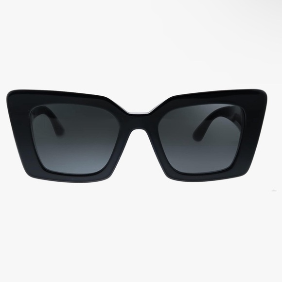 NWT Burberry Women Sunglasses - Picture 2 of 4
